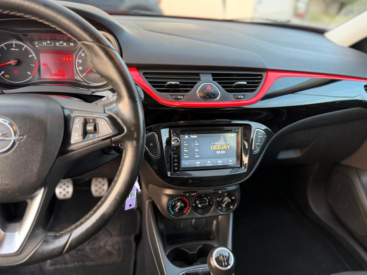 Opel Corsa 1.4 90CV GPL Tech 5 porte b-Color