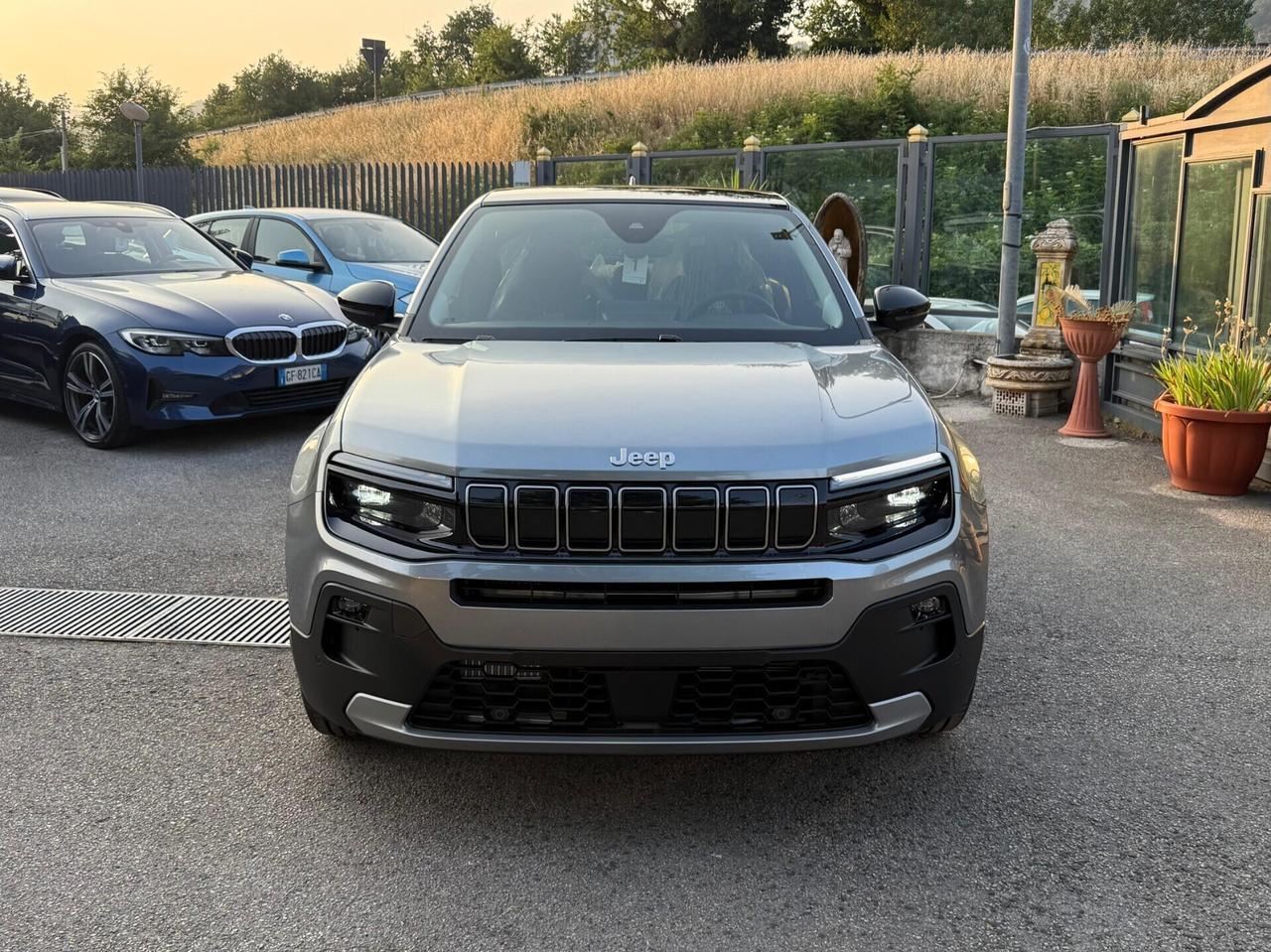 Jeep Avenger 1.2 Turbo 100 CV MHEV Summit