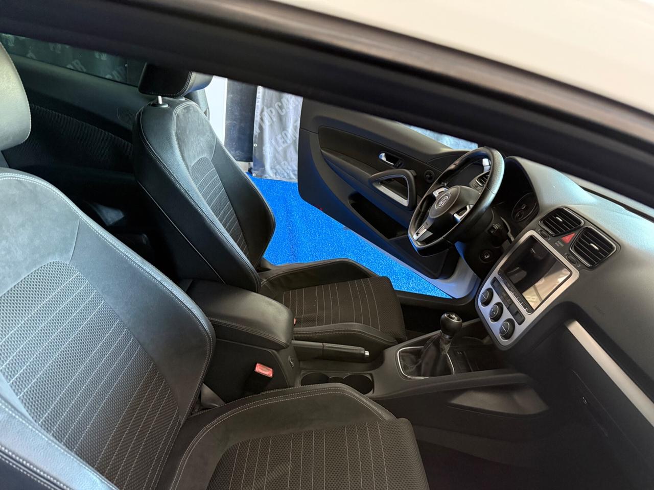 Volkswagen Scirocco 2.0 TDI 140CV leggi