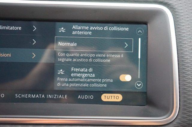 LAND ROVER Range Rover Evoque 1.5 I3 160 CV Auto R-Dynamic Uniprop. Certificato