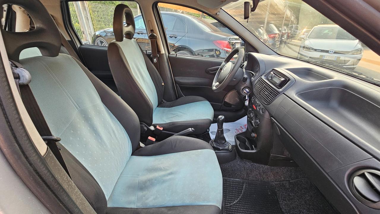 Passaggio incluso Fiat Punto 1.3 Multijet 16V 5 porte Dynamic
