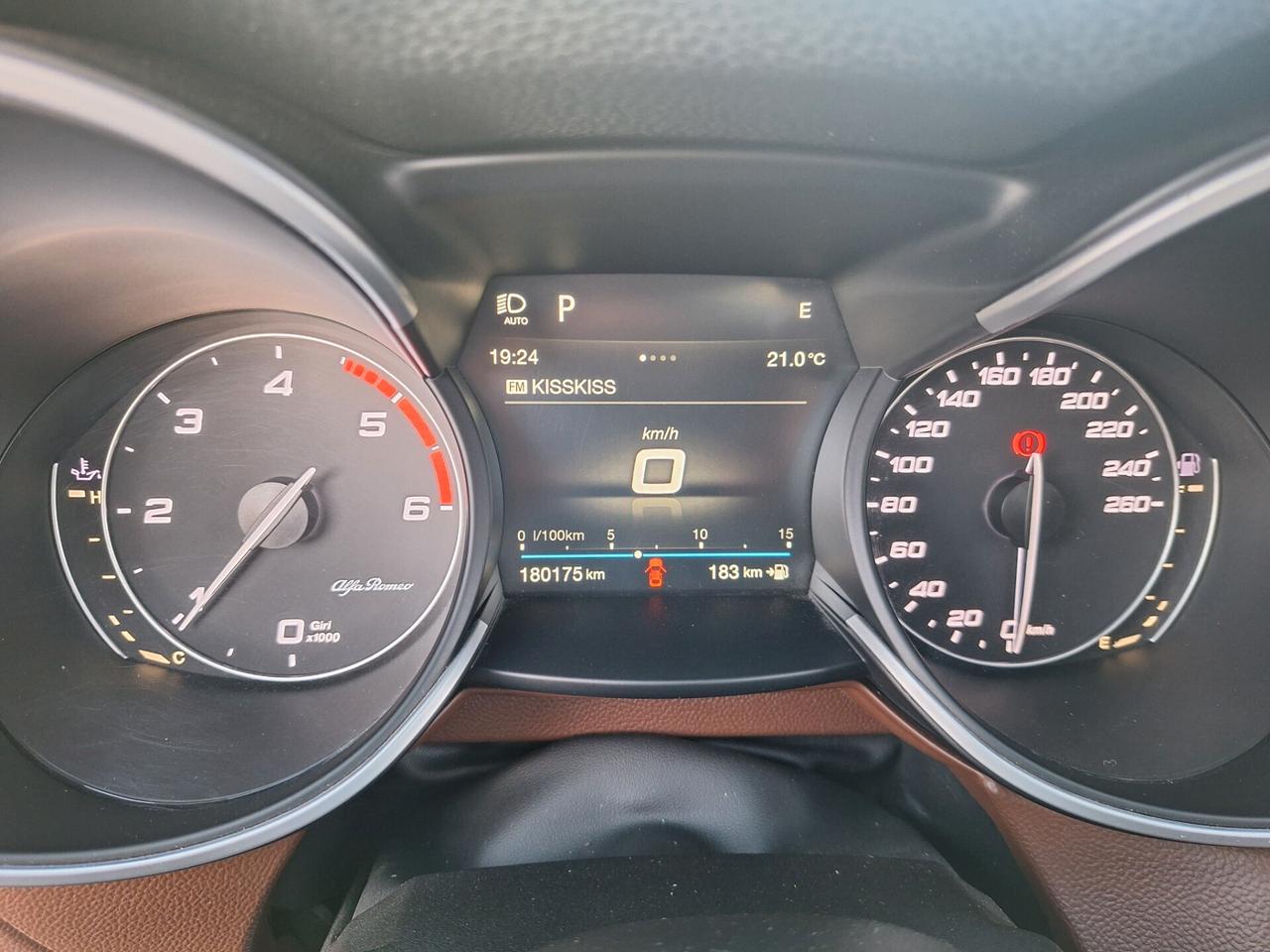 Alfa Romeo Stelvio 210cv diesel Executive Q4 TETTO APRIBILE