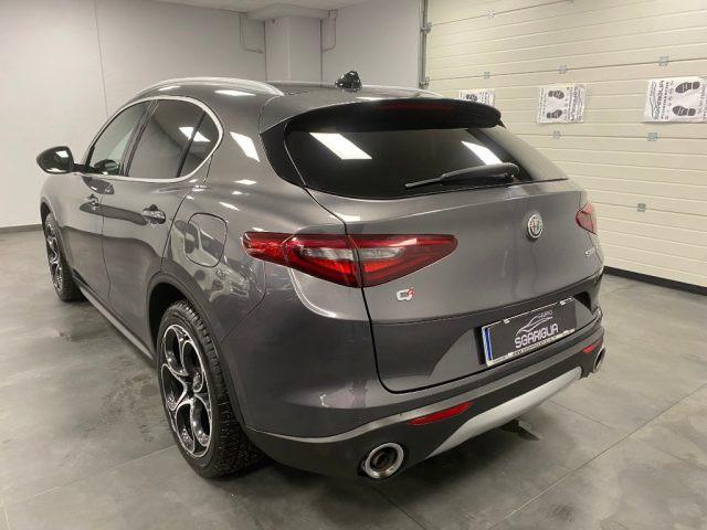 ALFA ROMEO Stelvio 2.2 Diesel Tetto Apribile AT8 Q4 Executive 4x4