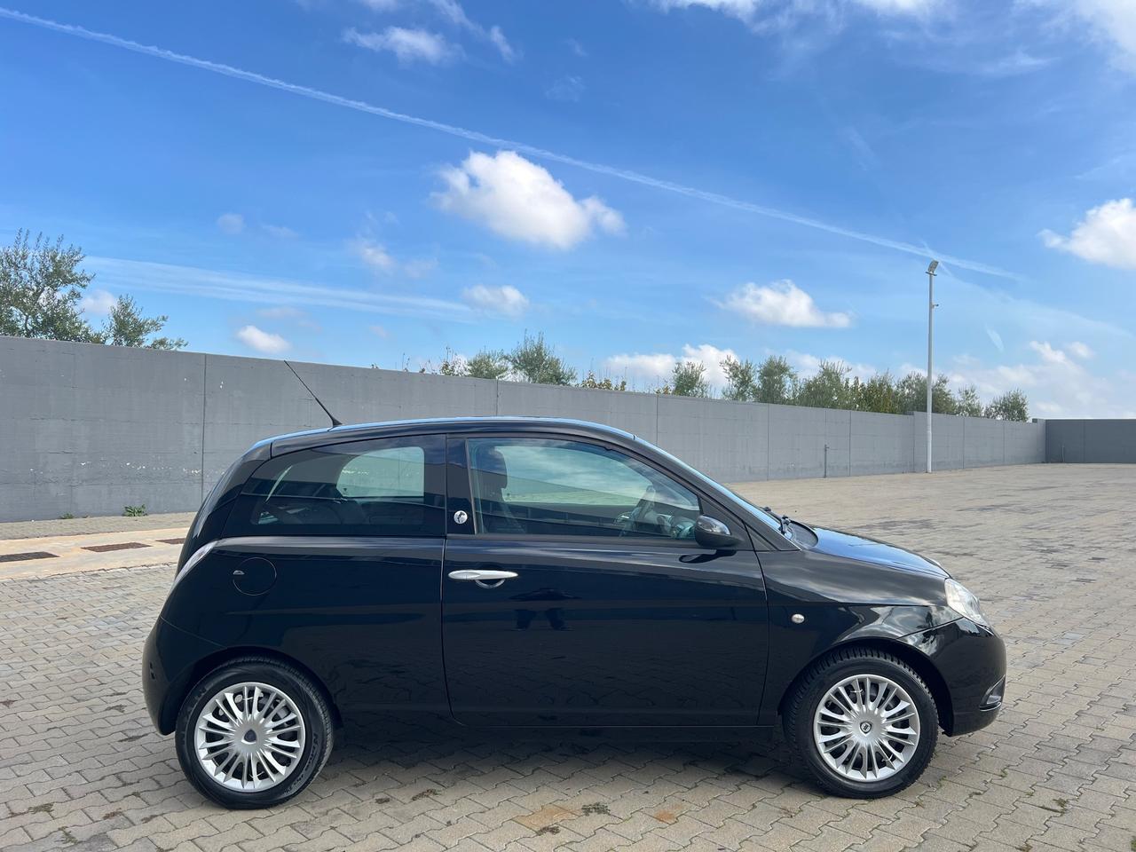 Lancia Ypsilon 1.4 GPL Ecochic Platino - 2009