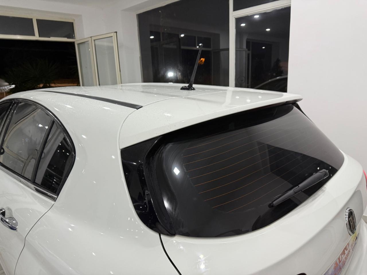 Fiat Tipo 1.6 Mjt 120cv 5P LOUNGE LED/R17 DA VETRINA2019