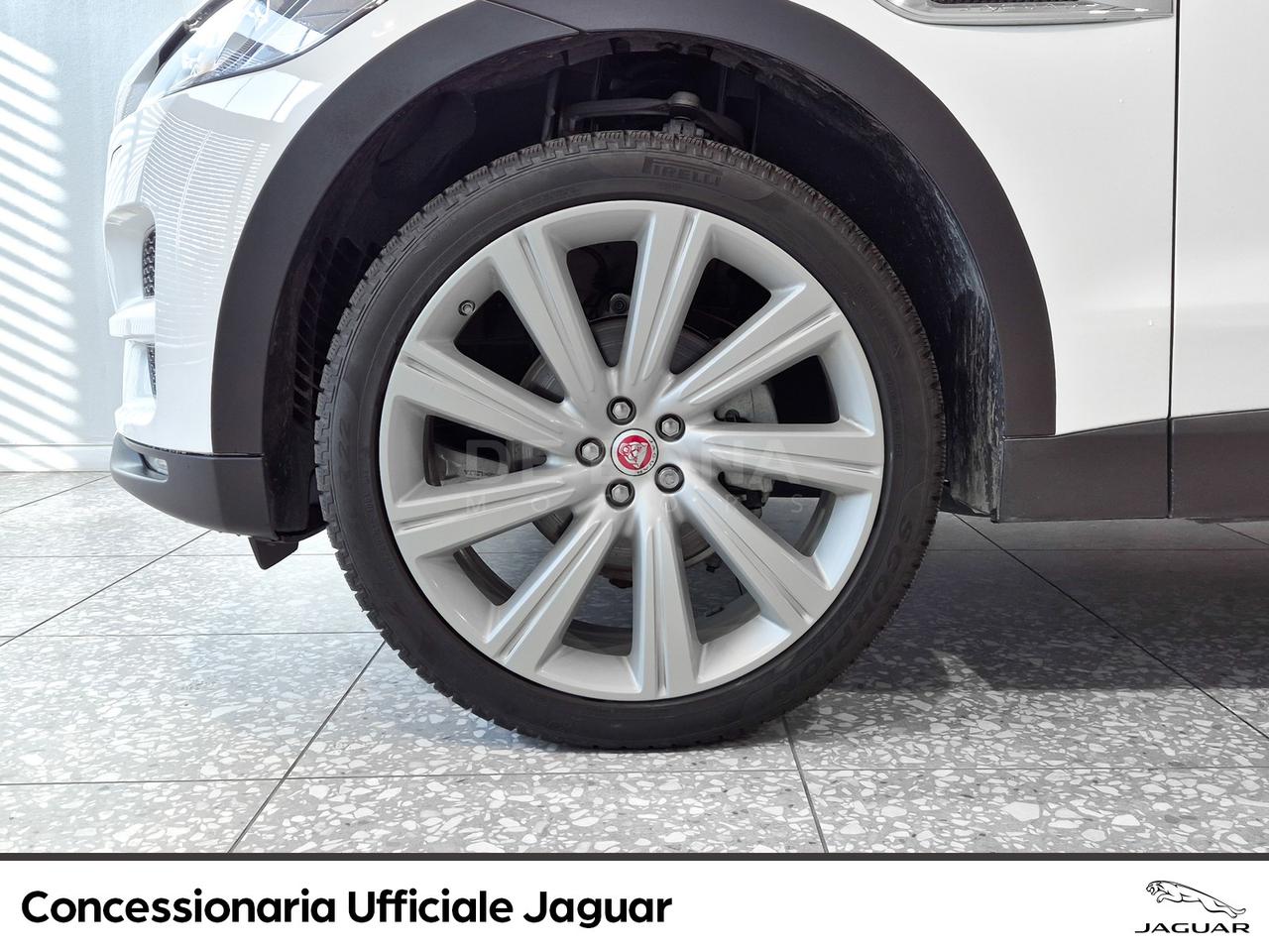 Jaguar F-Pace 2.0d i4 prestige awd 240cv auto my18