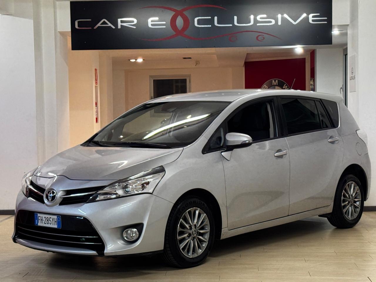 Toyota Verso 1.6 D-4D-Euro6-Telecamera-Garantita-Permute-
