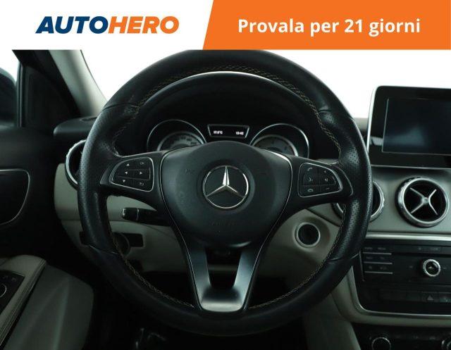 MERCEDES-BENZ GLA 200 d Sport