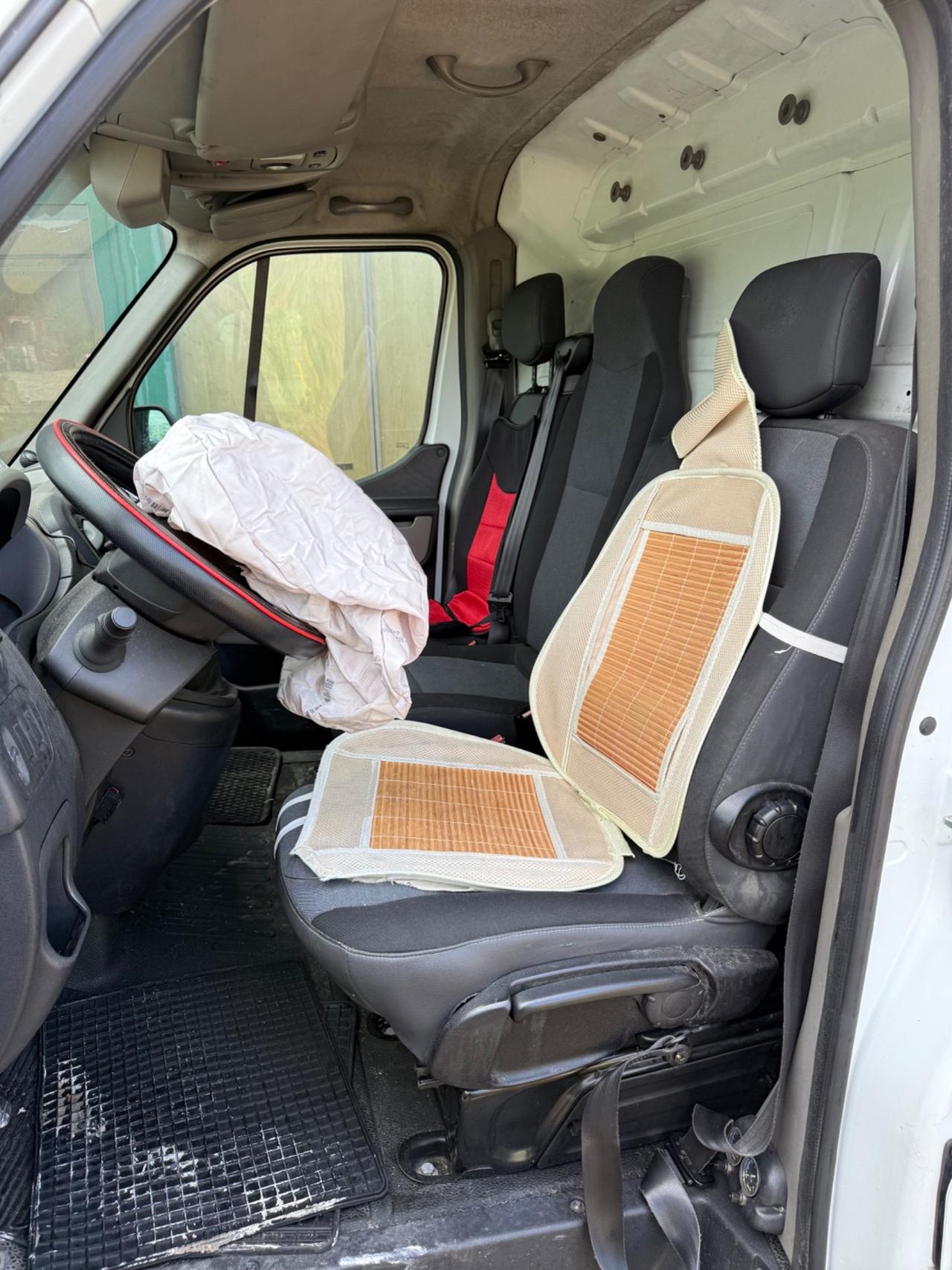 Furgone Renault master 2.3 DCi 145cv INCIDENTATO