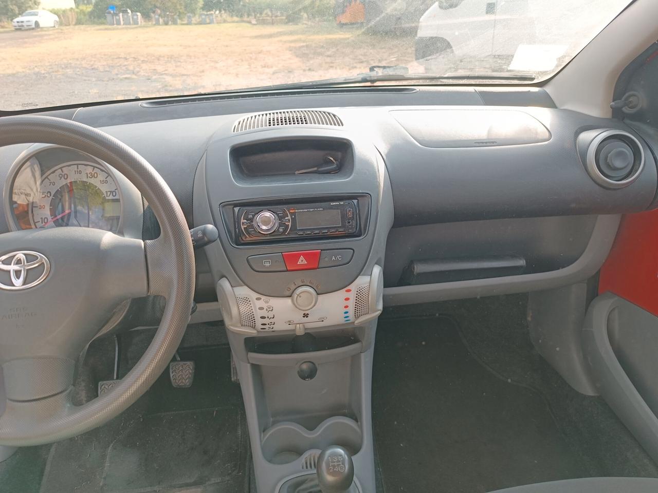 Toyota Aygo 1.0 12V VVT-i 3 porte Sol