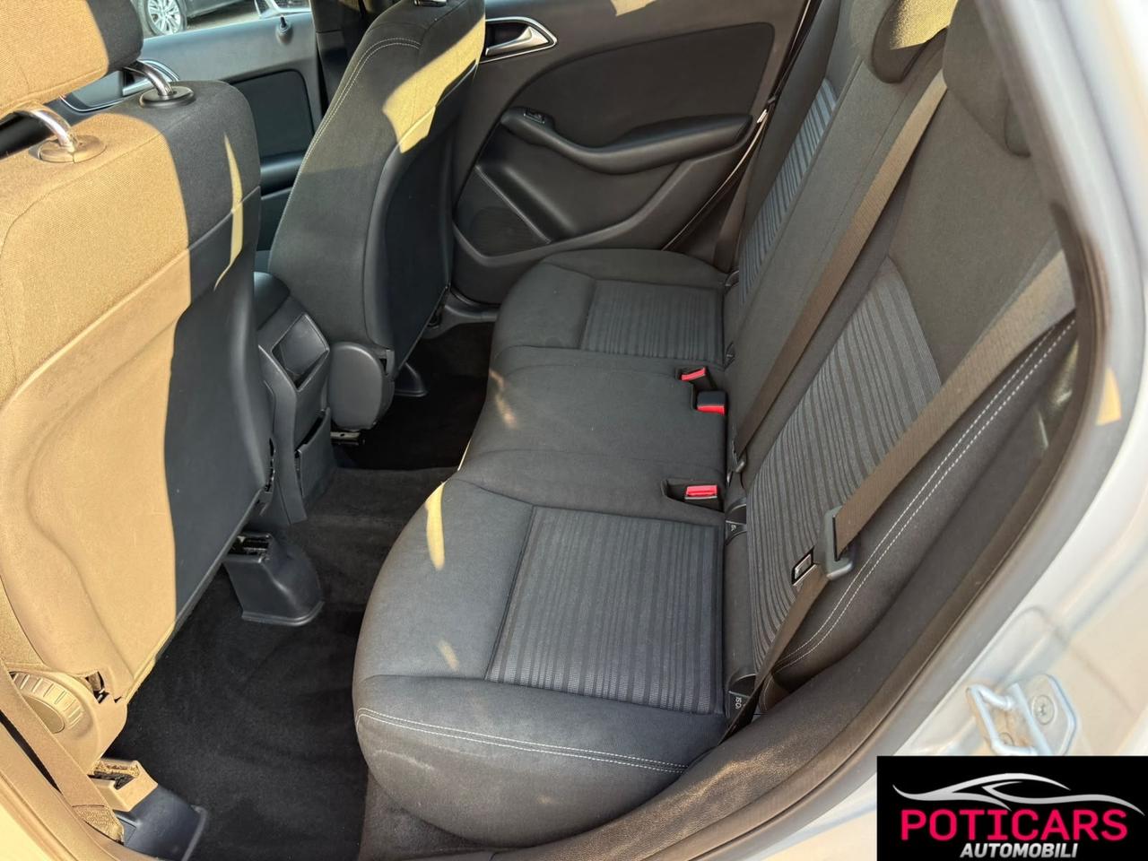 Mercedes-benz B 180 CDI BlueEFFICIENCY Executive