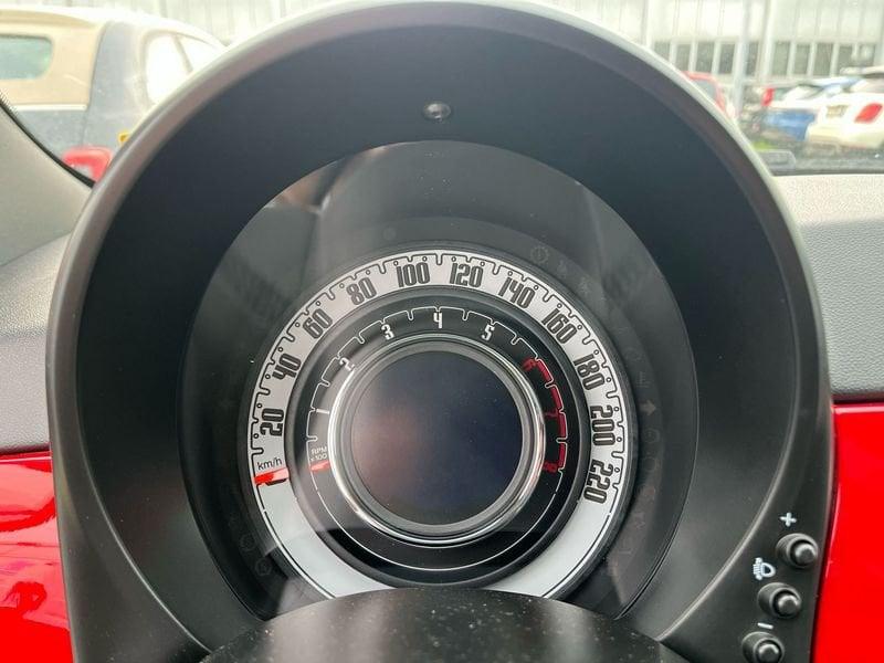 FIAT 500 1.0 Hybrid Red