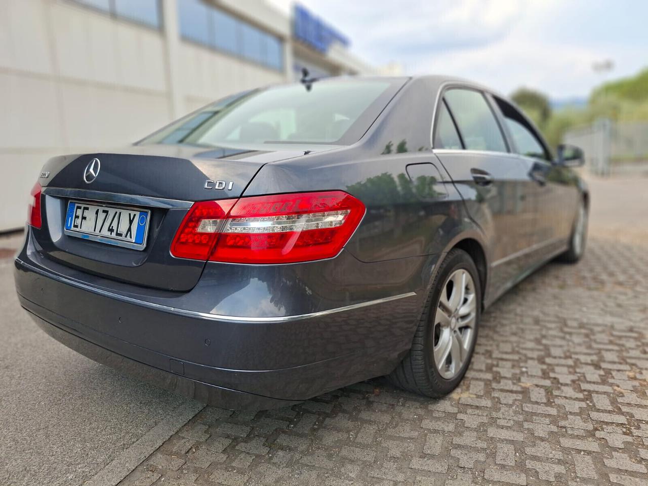 Mercedes-benz E 220 CDI BlueEFFICIENCY Avantg.AMG
