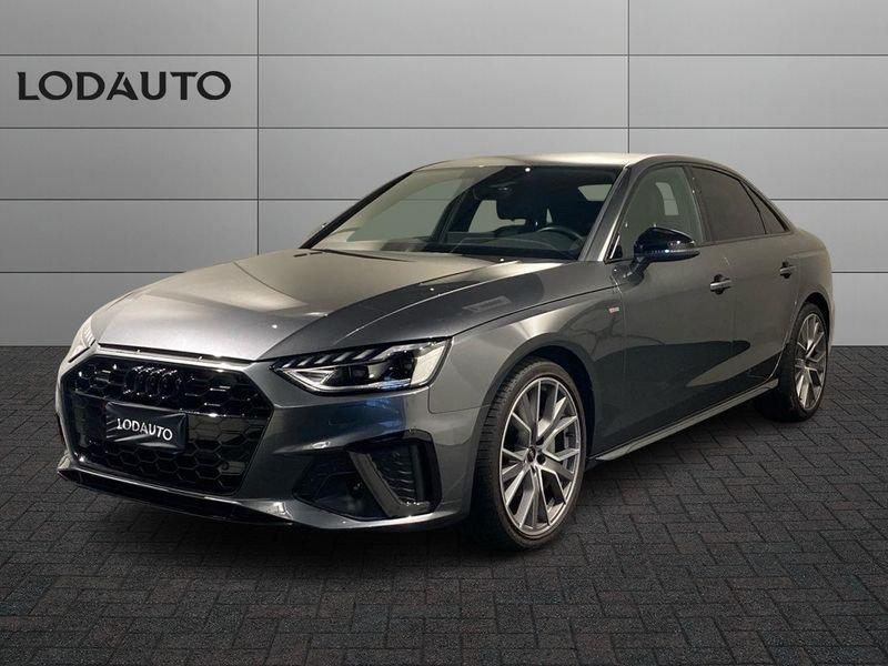 Audi A4 40 TDI quattro S tronic S line edition