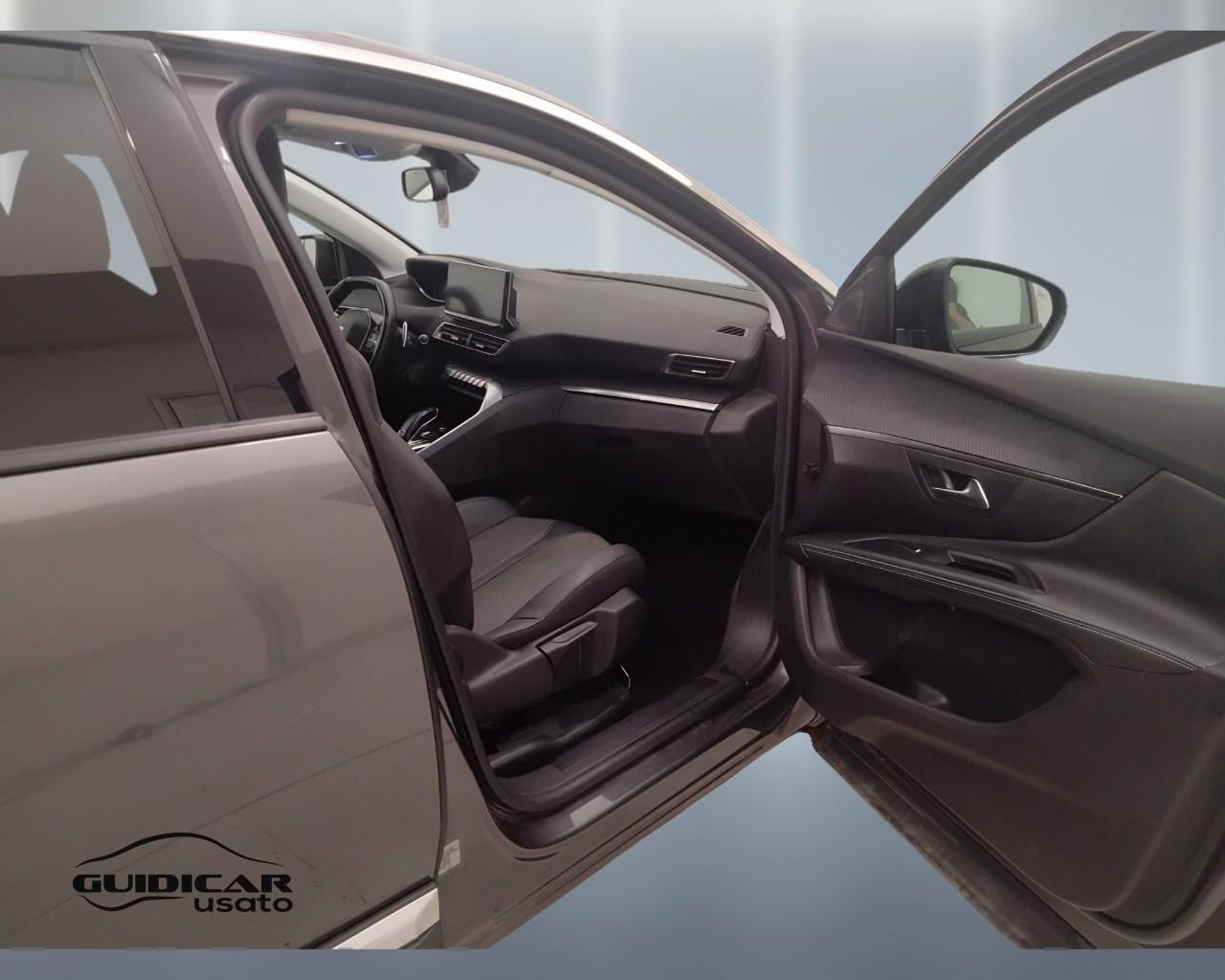 PEUGEOT 5008 II 2021 - 5008 1.5 bluehdi Allure s&s 130cv eat8