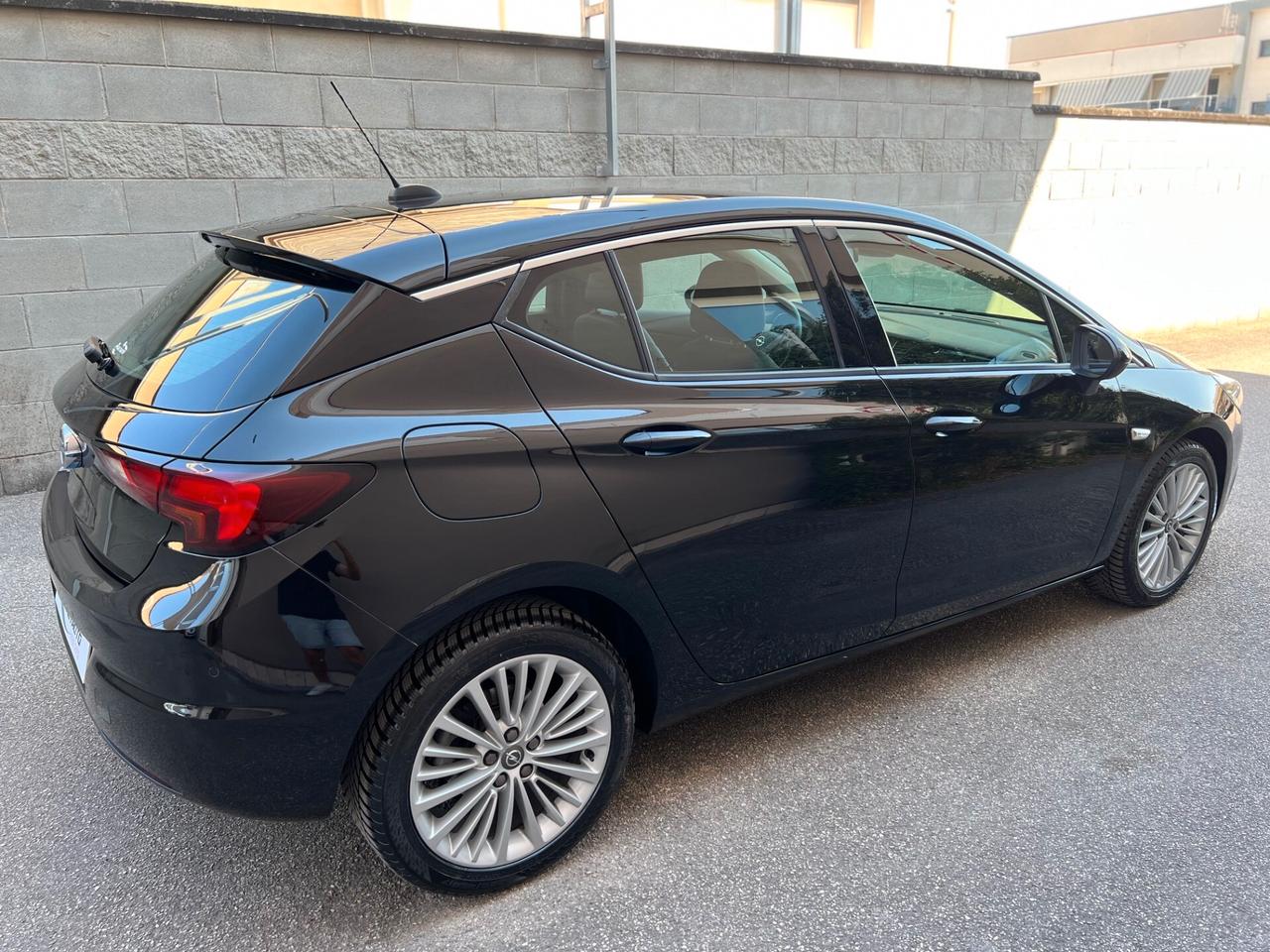 Opel Astra 5pt 1.6 cdti 110cv Innovation PDC/NAVI/TEL PERF.