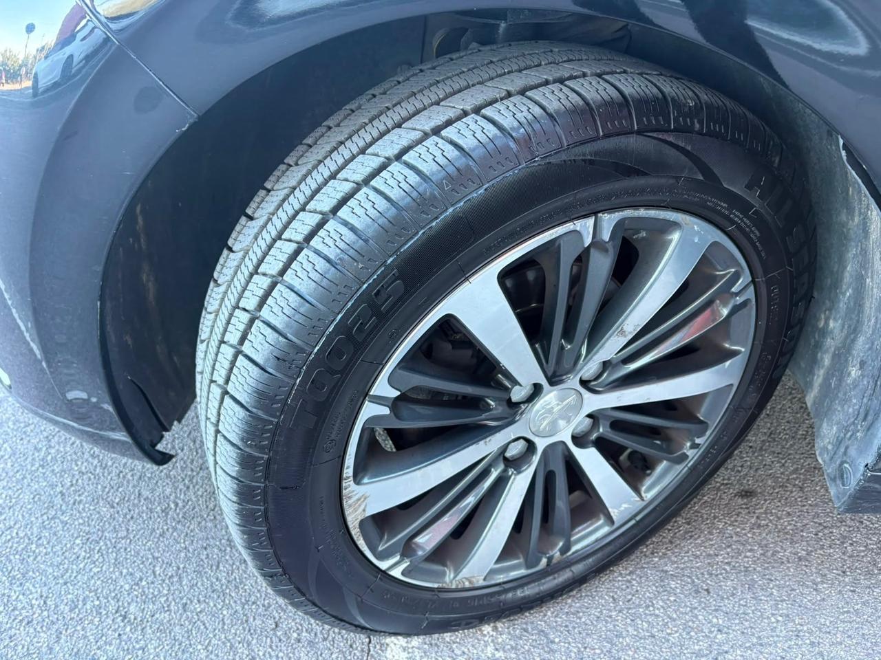 Peugeot 208 BlueHDi 75 5 porte Allure 2017 136.000 KM