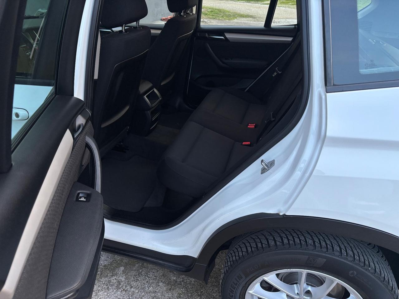 Bmw X3 sDrive18d 2.0D 150cv . Garanzia 12 mesi