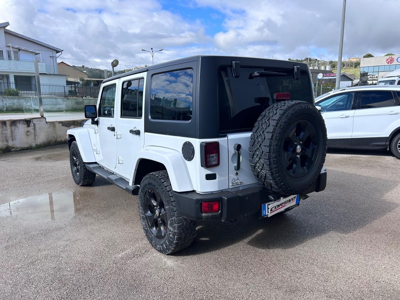 Jeep Wrangler Unlimited 2.8 CRD DPF Sahara Auto