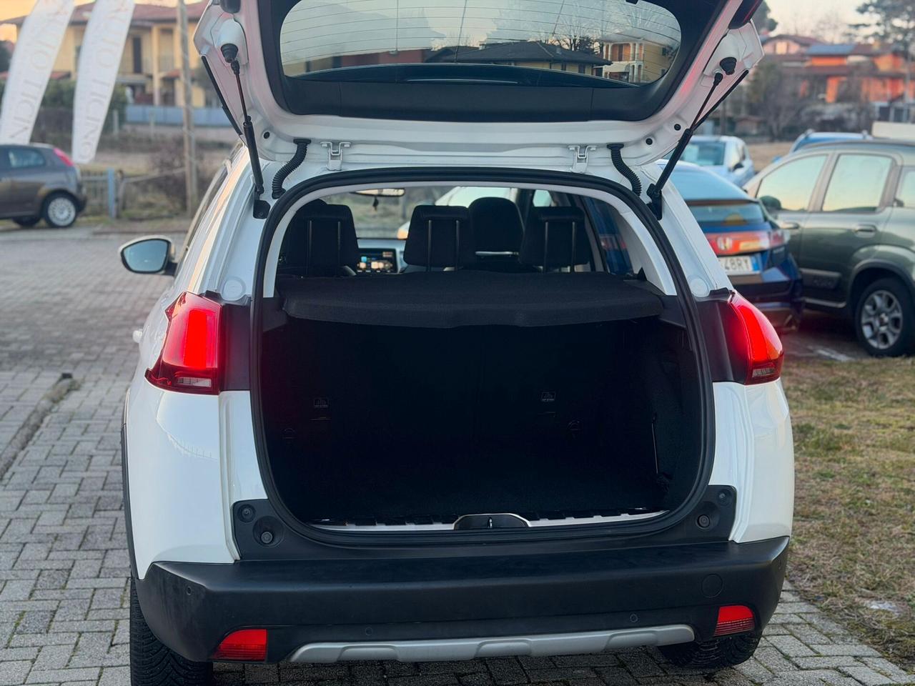 Peugeot 2008 BlueHDi 100 S&S Active