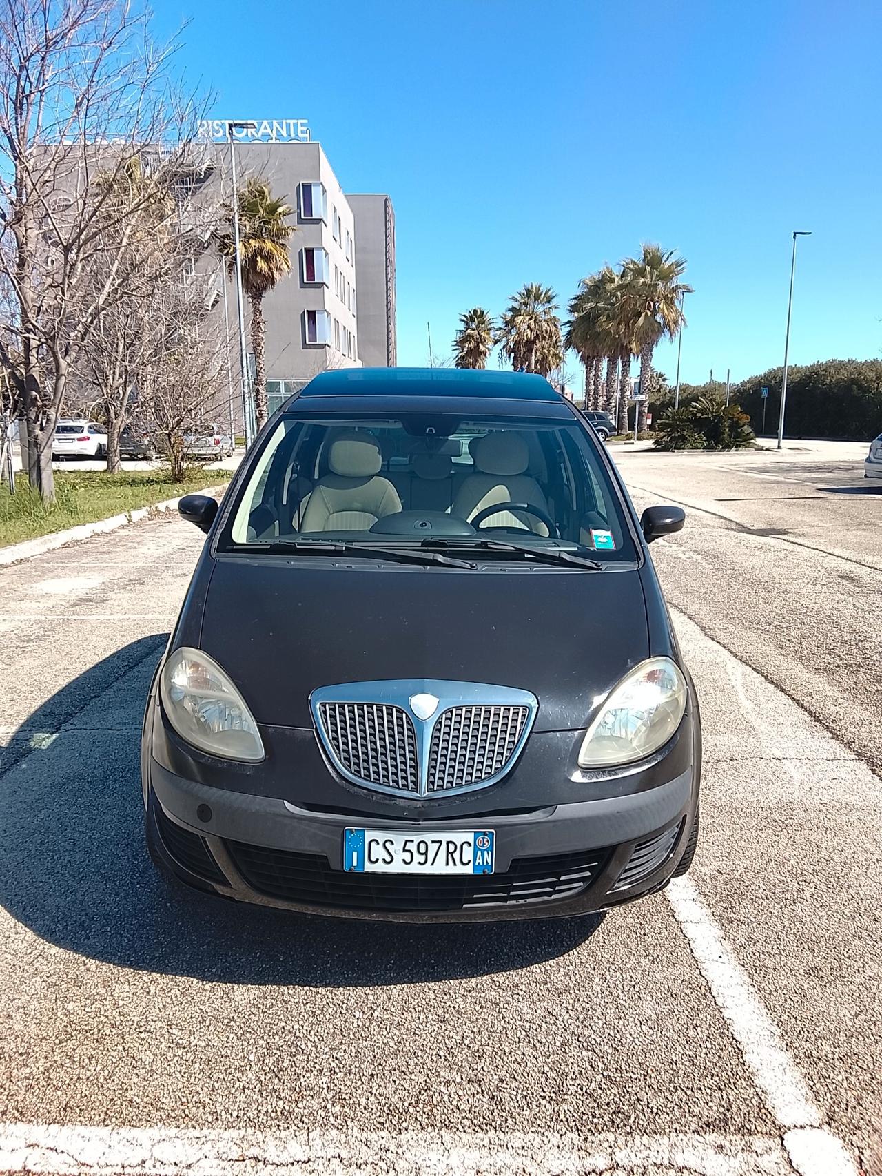 Lancia MUSA 1.9 Multijet Platino