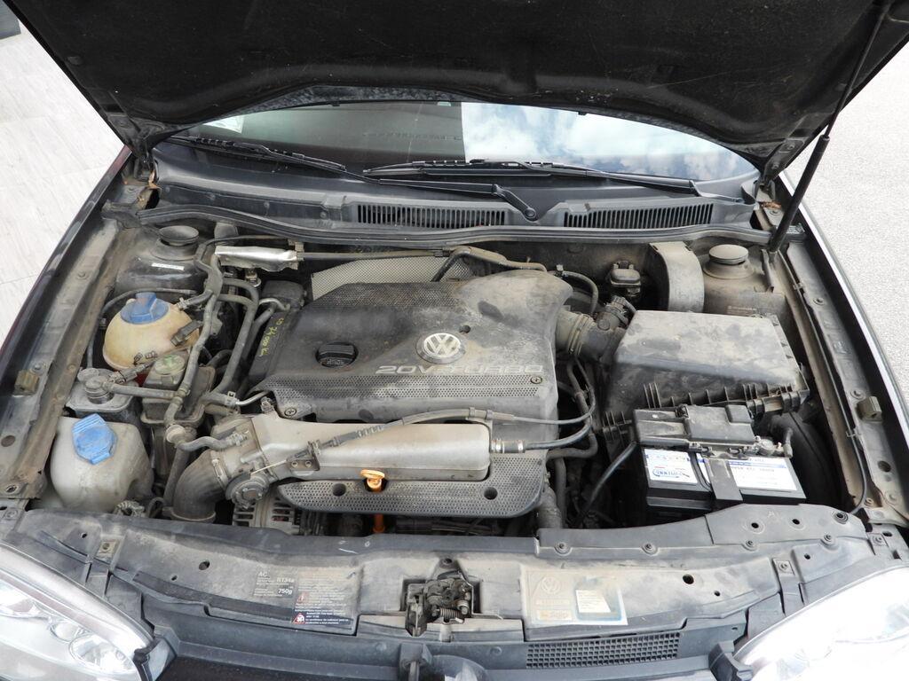Volkswagen Golf GTI 1.8 GTI
