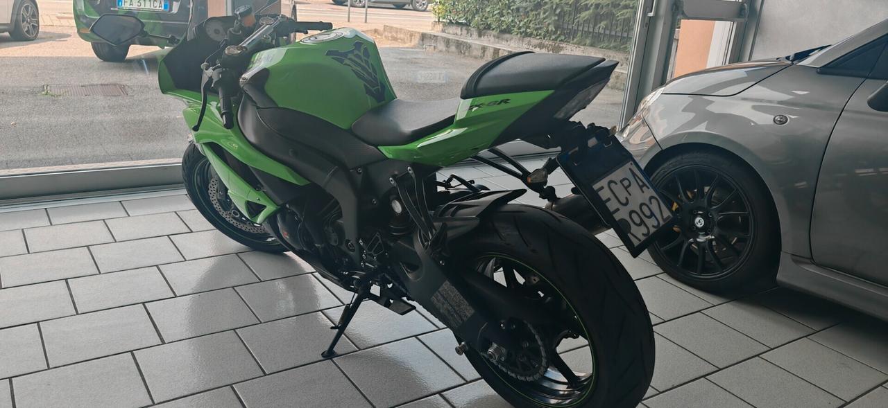 Kawasaki Ninja 600 ZX-6R RACING