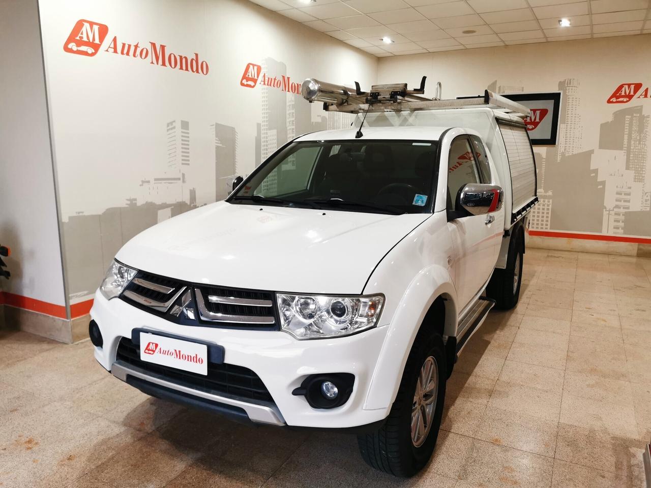 Mitsubishi L200 2.5 DI-D/178CV DC Intense Plus DPF AUTOVEICOLO SPECIALE