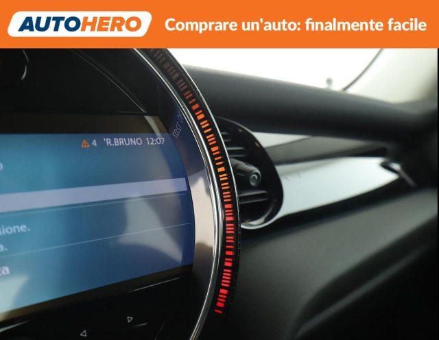 MINI Cooper 1.5 Cooper Essential 5 porte