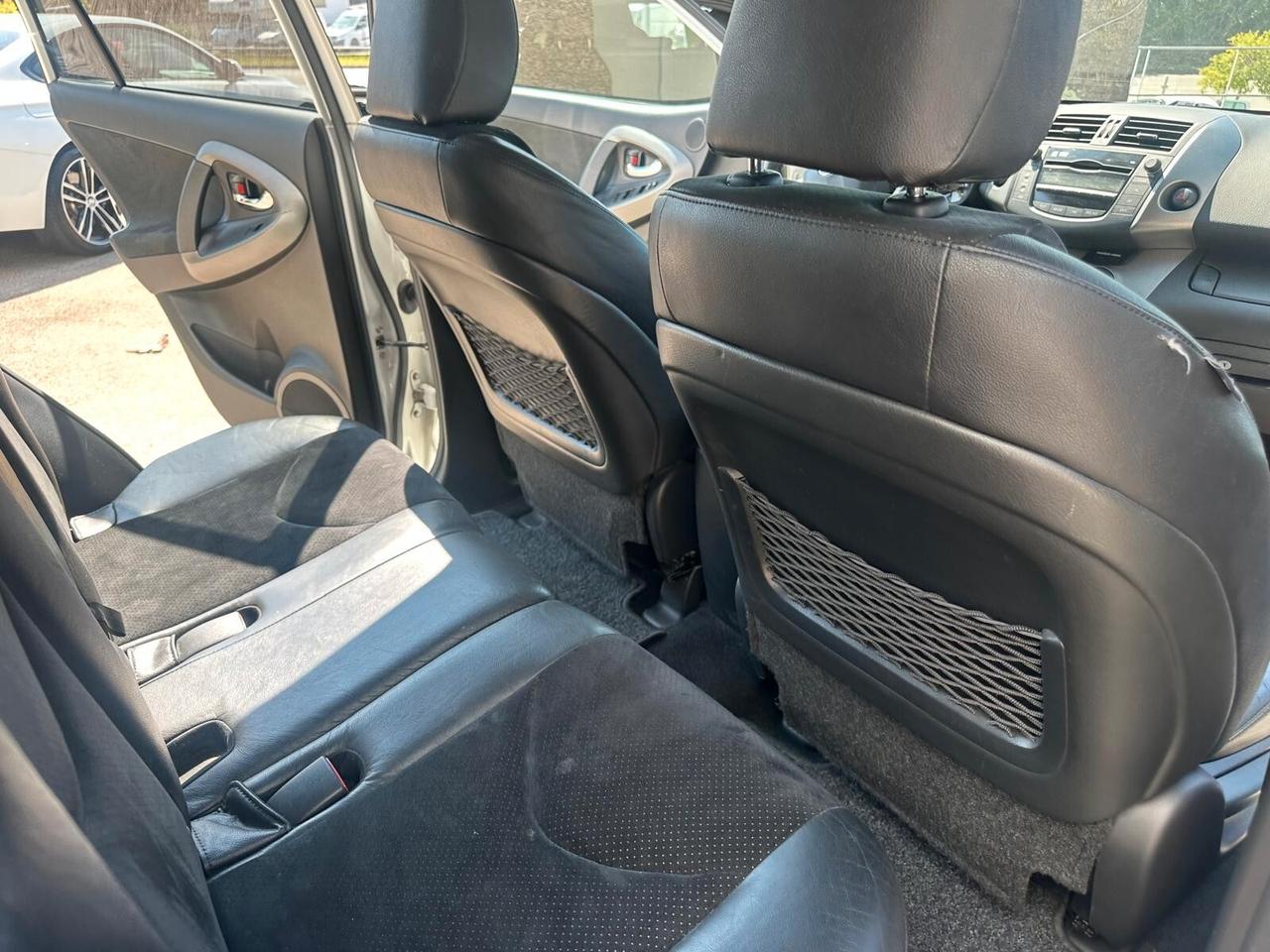 Toyota RAV4 Crossover 2.2 D-Cat F1 A/T 150 CV Executive