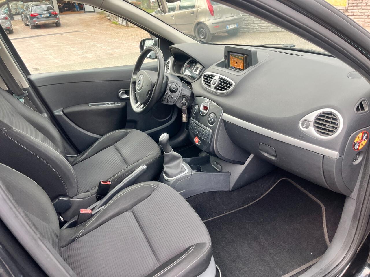 Renault Clio 1.2 16V 5 porte Dynamique