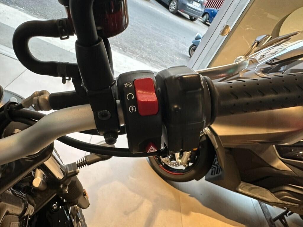 Triumph Street Scrambler 2018