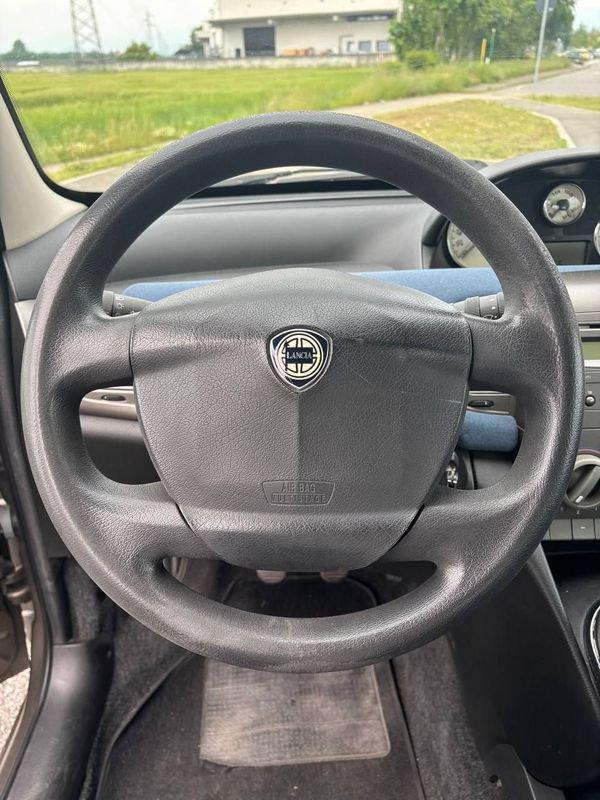 Lancia Ypsilon CINGHIA + FRIZIONE FATTI -NEOP. 1.2 Oro