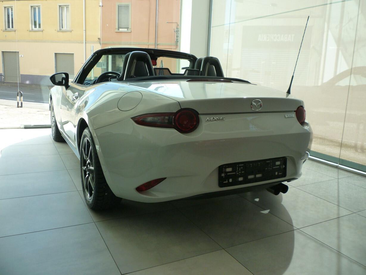Mazda MX-5 1.5L Skyactiv-G Exceed