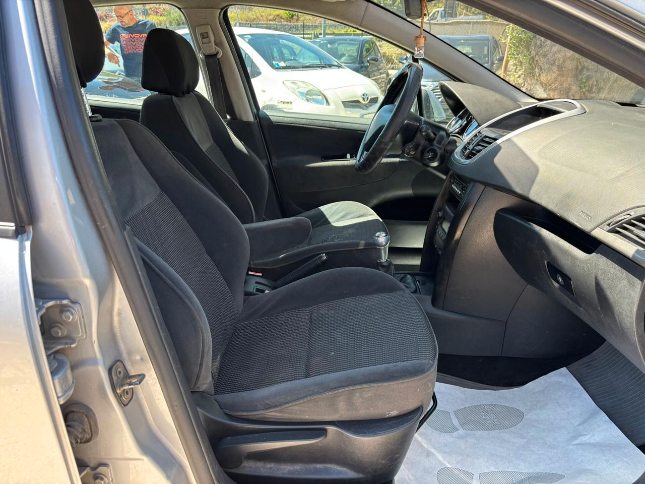 PEUGEOT 207 1.6 HDI - 2007