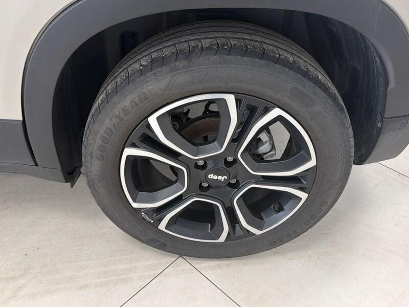Jeep Avenger 2022 1.2 turbo Summit fwd 100cv