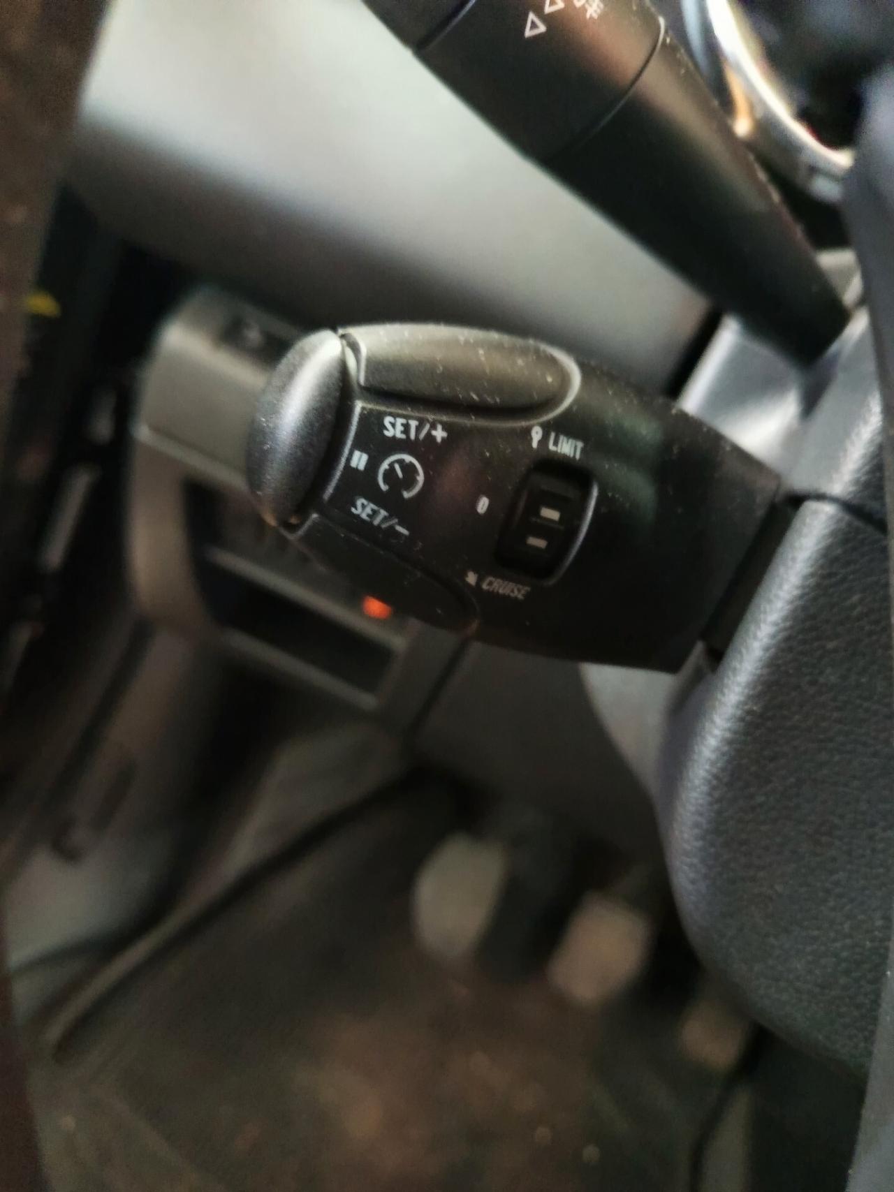Peugeot 5008 1.6 diesel, 7 posti, 163 Mila chilometri
