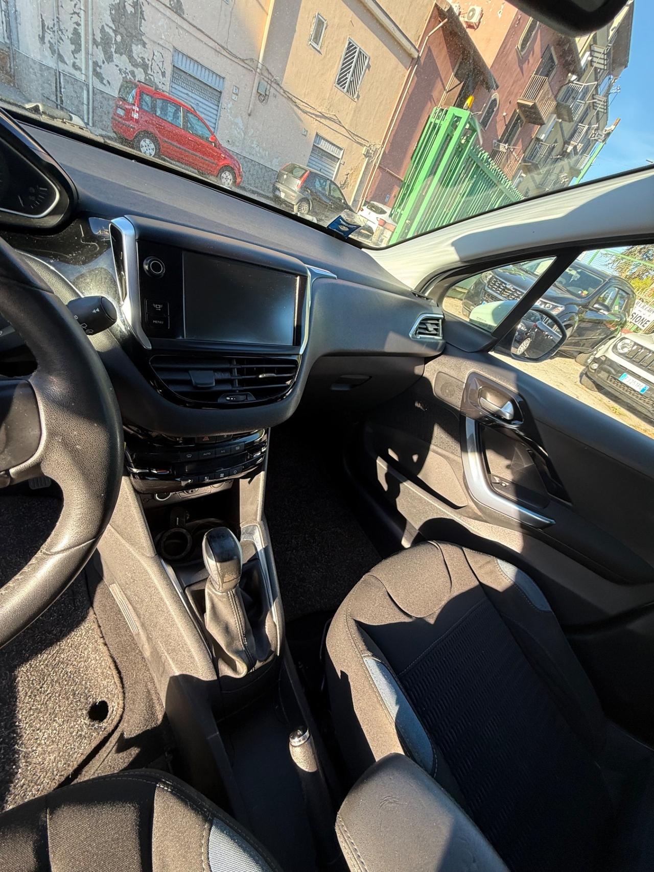 Peugeot 208 1.2 VTi 82 CV 5 porte Active
