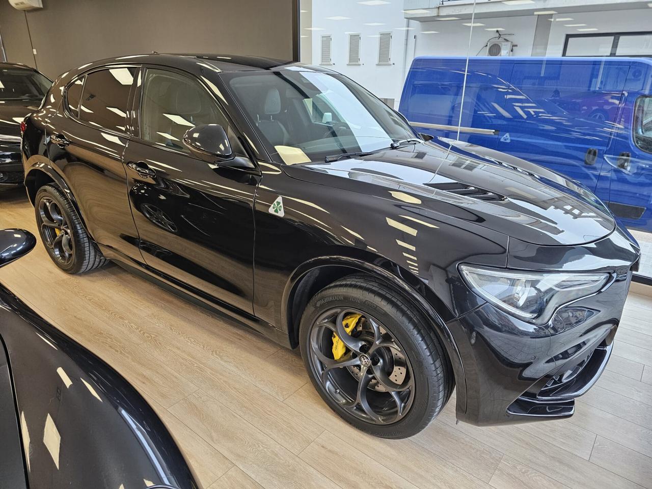 Alfa Romeo Stelvio 2.9 Bi-Turbo V6 510 CV AT8 Quadrifoglio