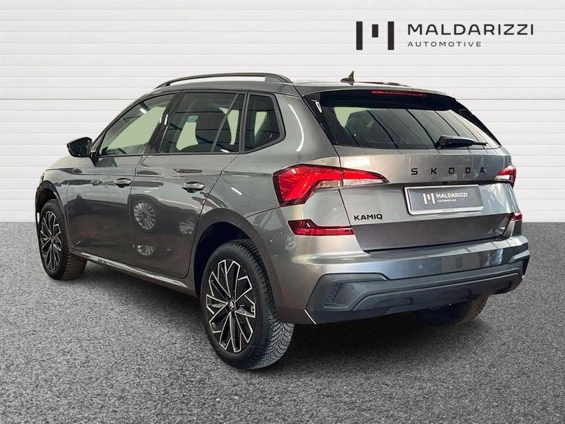 Skoda Kamiq 2024 1.0 tsi Black Dots 115cv