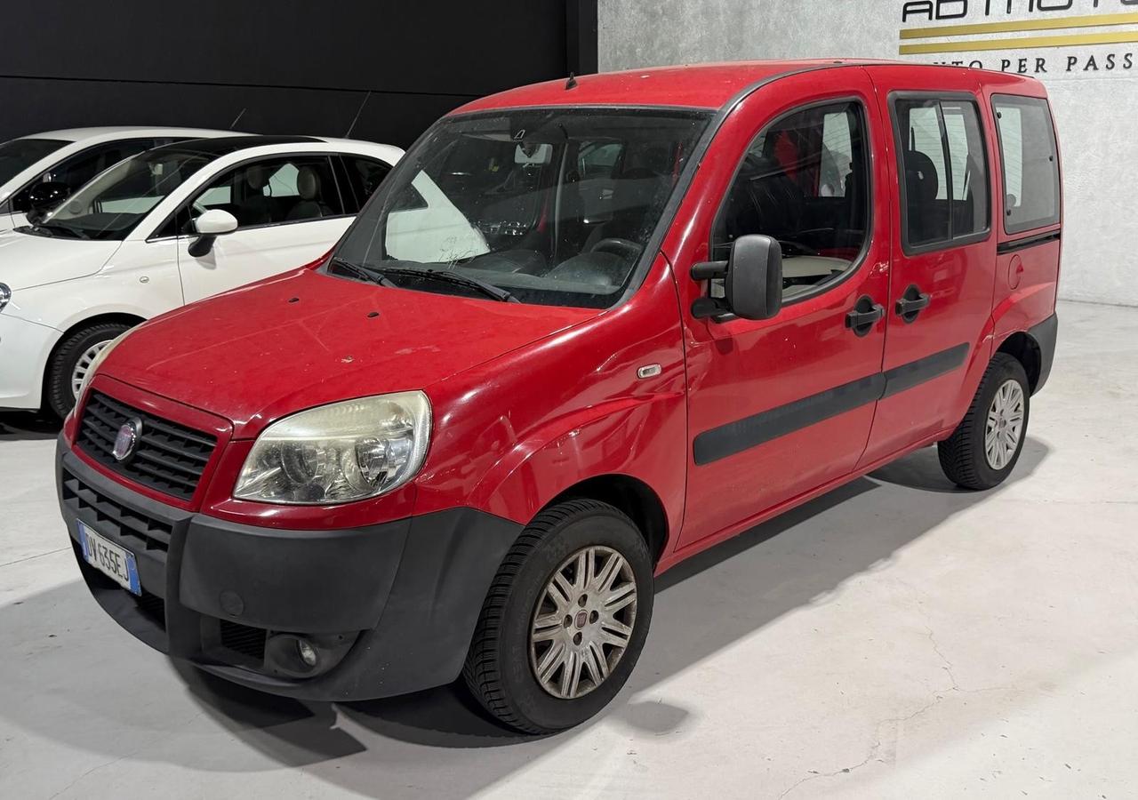 Fiat Doblo 5 posti Metano