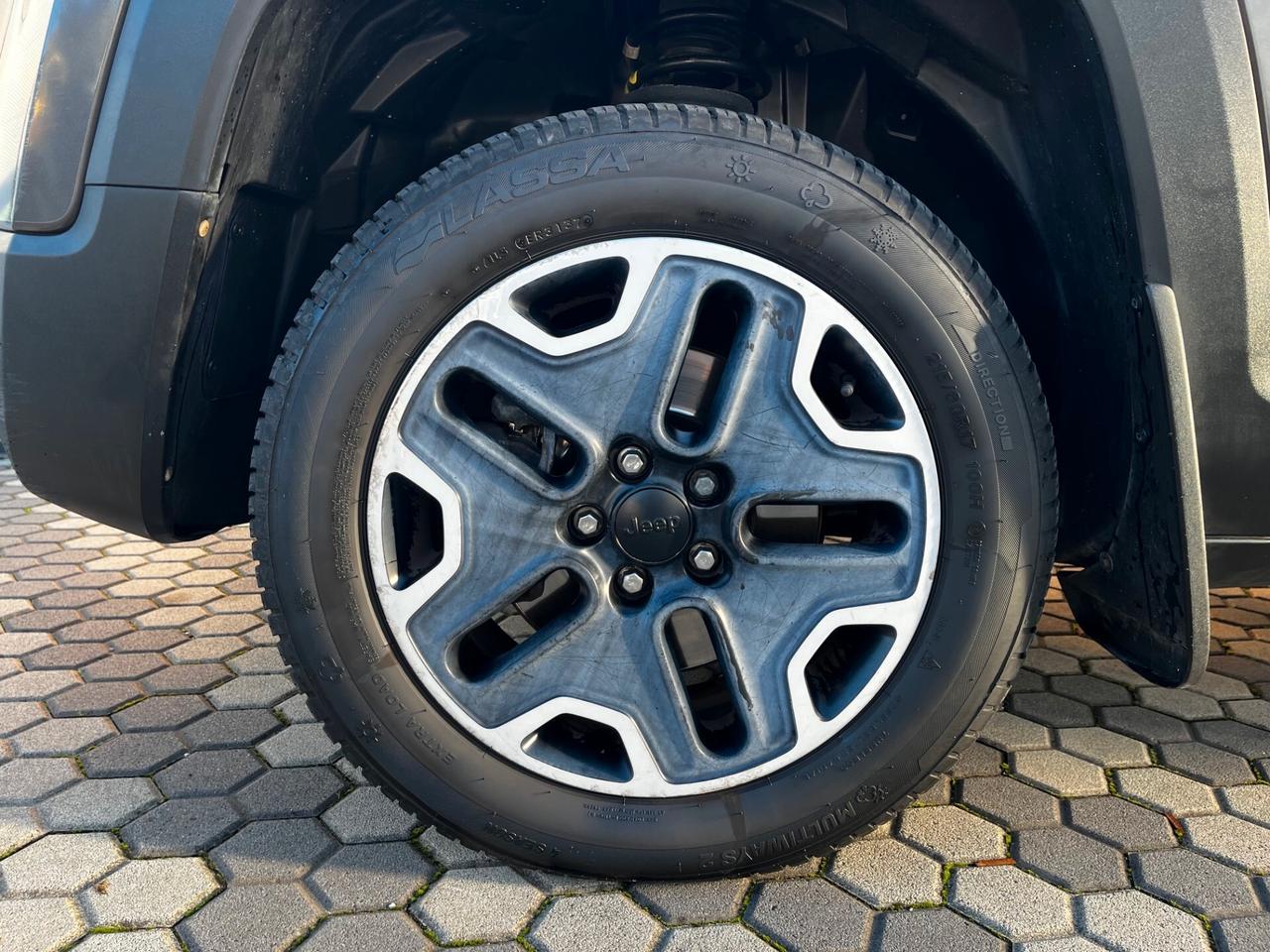 Jeep Renegade 2.0 Mjt 170CV 4WD Active Drive Low Trailhawk