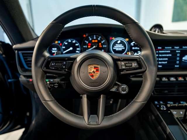 Porsche 992 Coupe 3.0 Carrera GTS auto+Tetto+Chrono+Bose+Lift