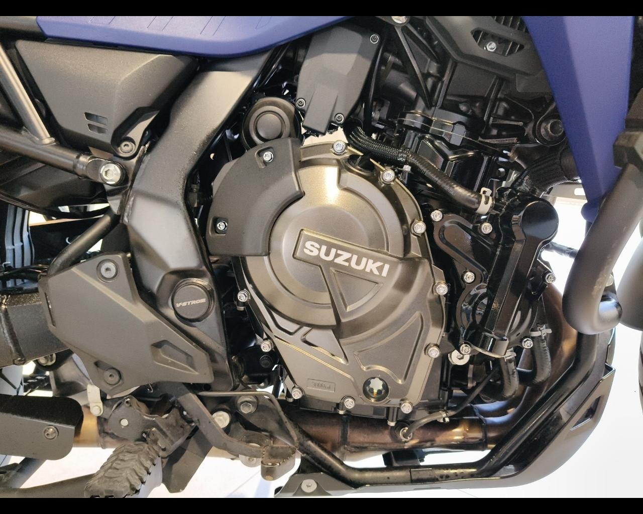 SUZUKI V Strom DL 800 - DE