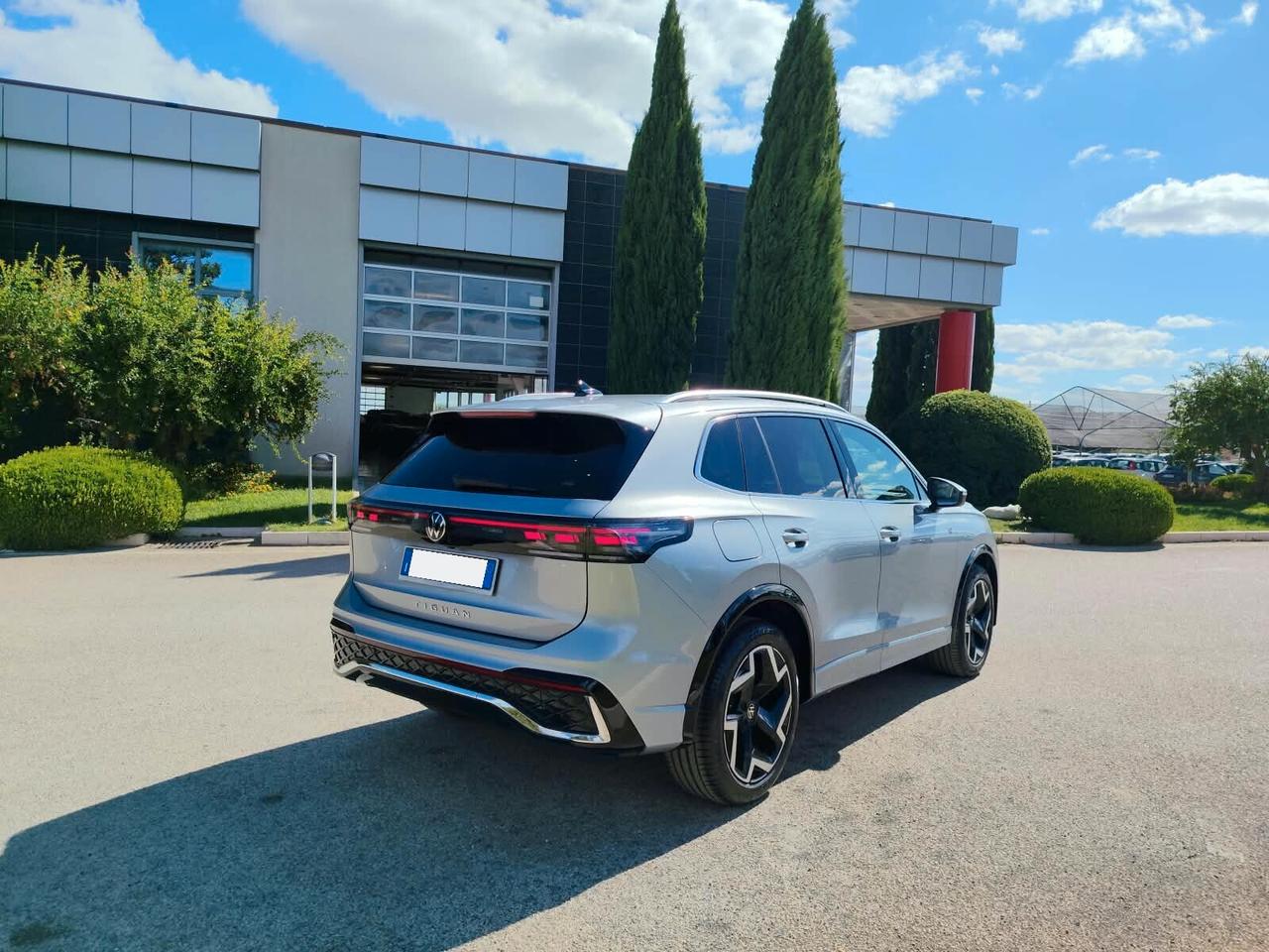 Volkswagen Tiguan 2.0 TDI 150 CV DSG R-Line