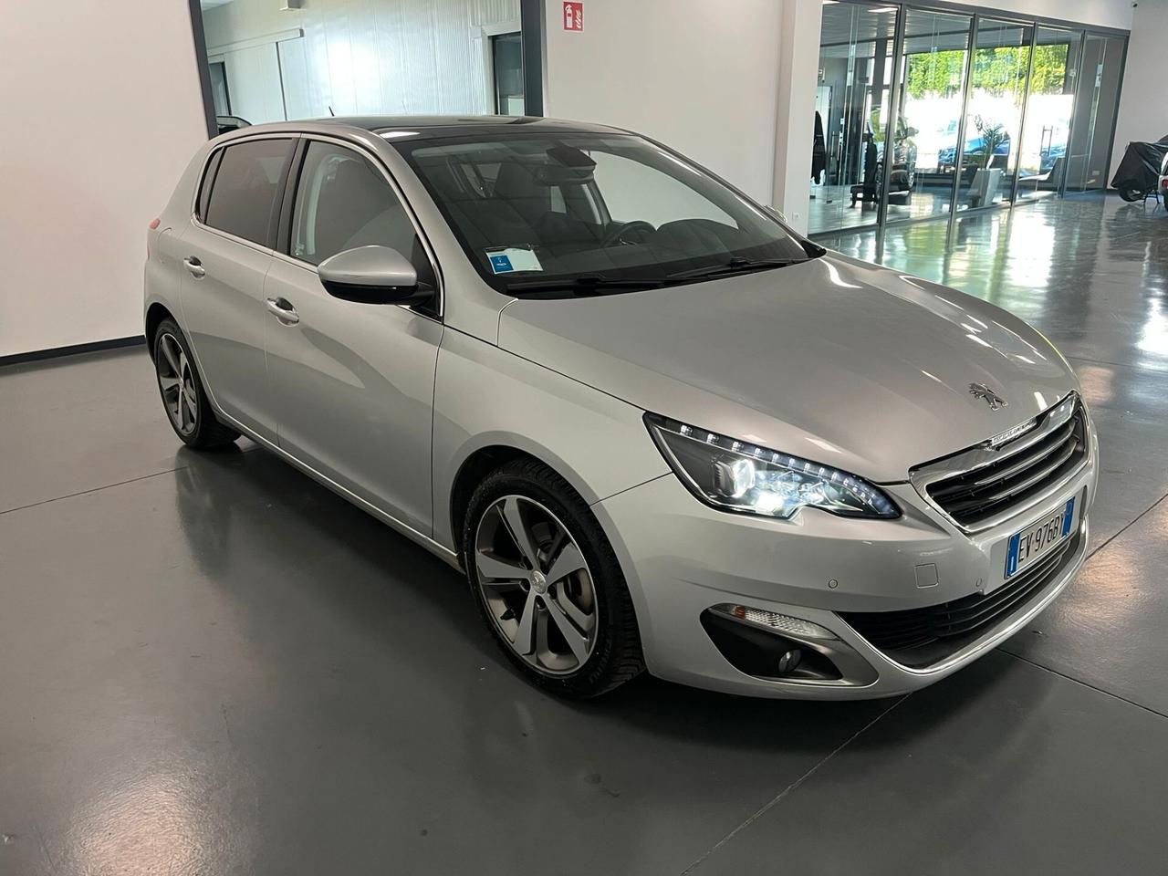 Peugeot 308 PureTech Turbo 130 S&S Allure