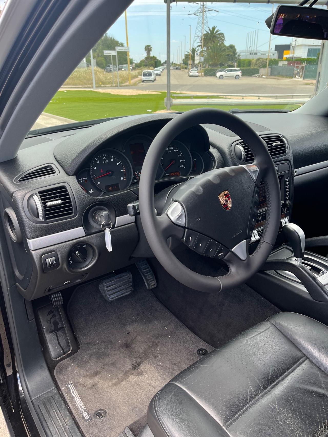 Porsche Cayenne 3.2 V6 cat