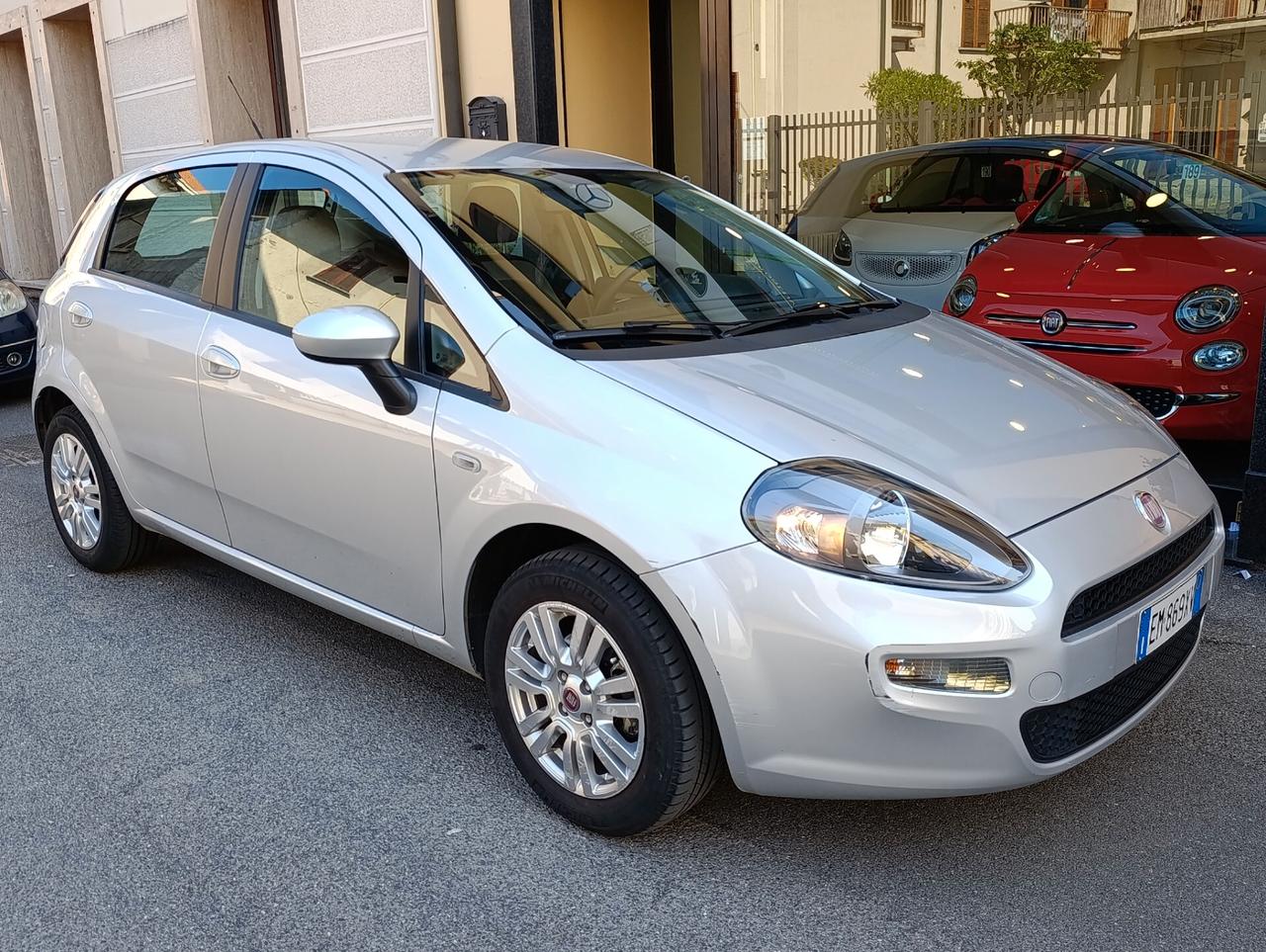 Fiat Punto 1.2 8V 5 porte Lounge solo 48.794 certificati