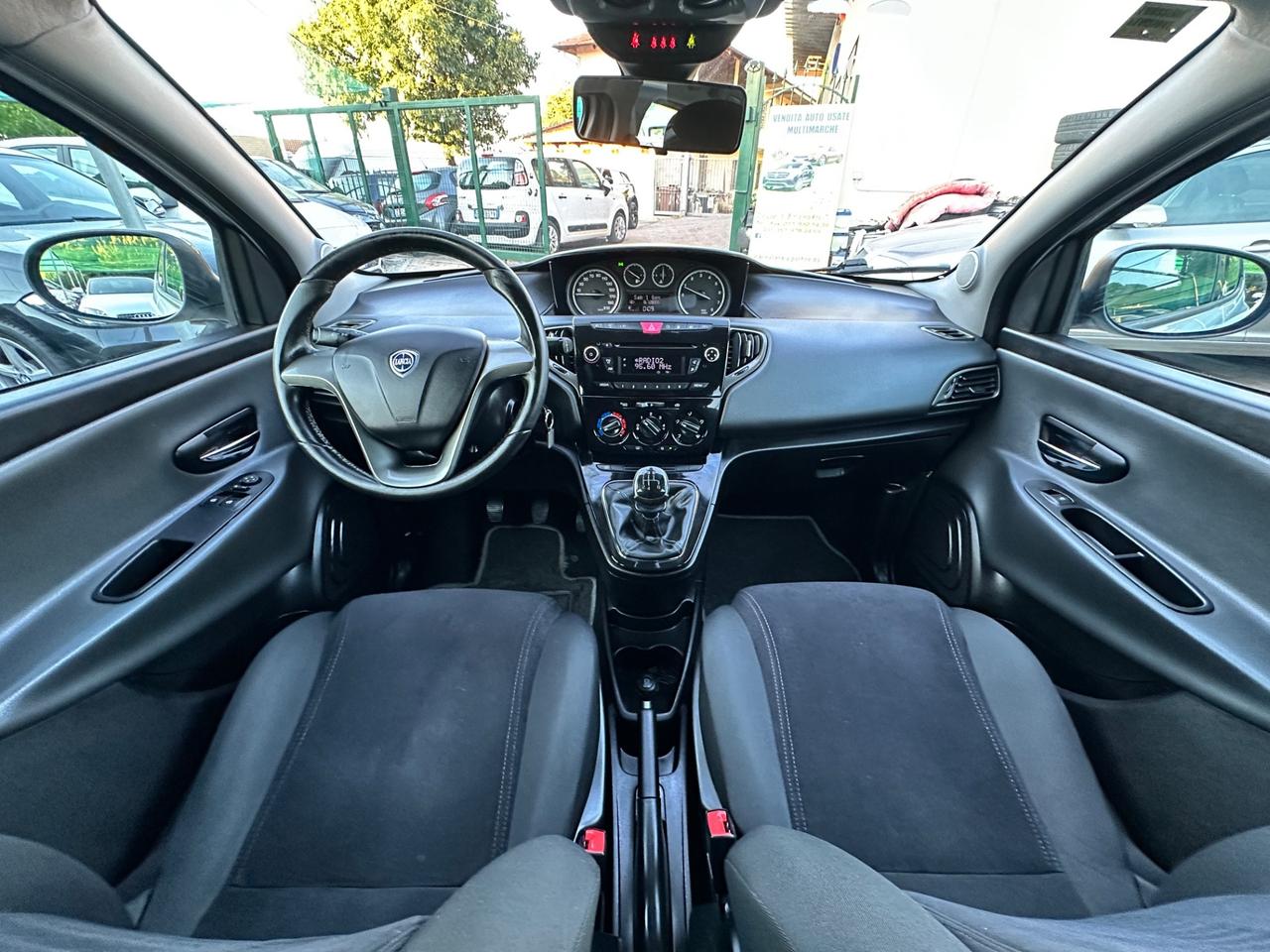 Lancia Ypsilon 1.2 69 CV 5 porte GPL Ecochic Gold