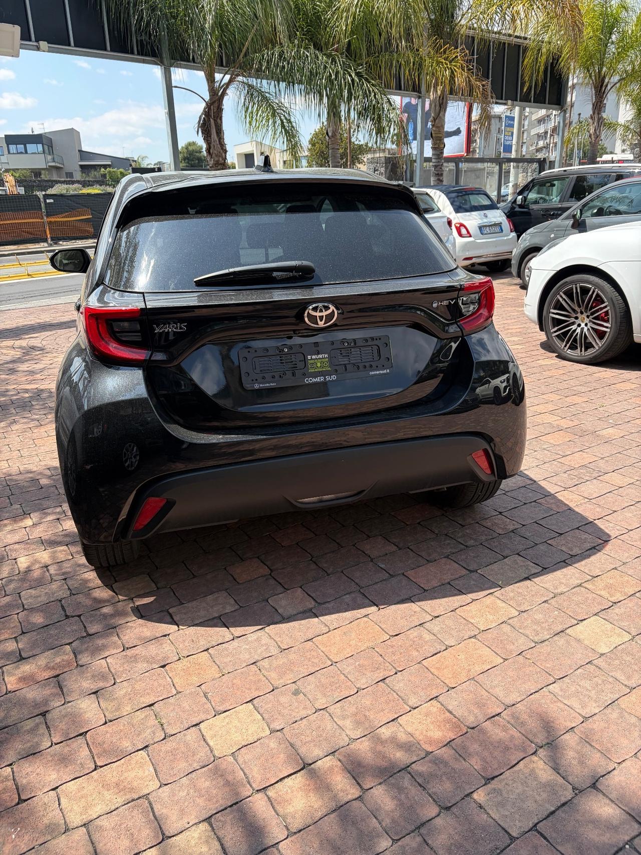 Toyota Yaris 1.5 Hybrid 5 porte Trend